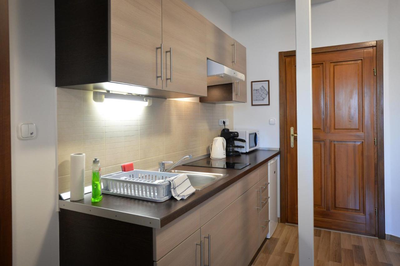 Corner Apartman エゲル エクステリア 写真