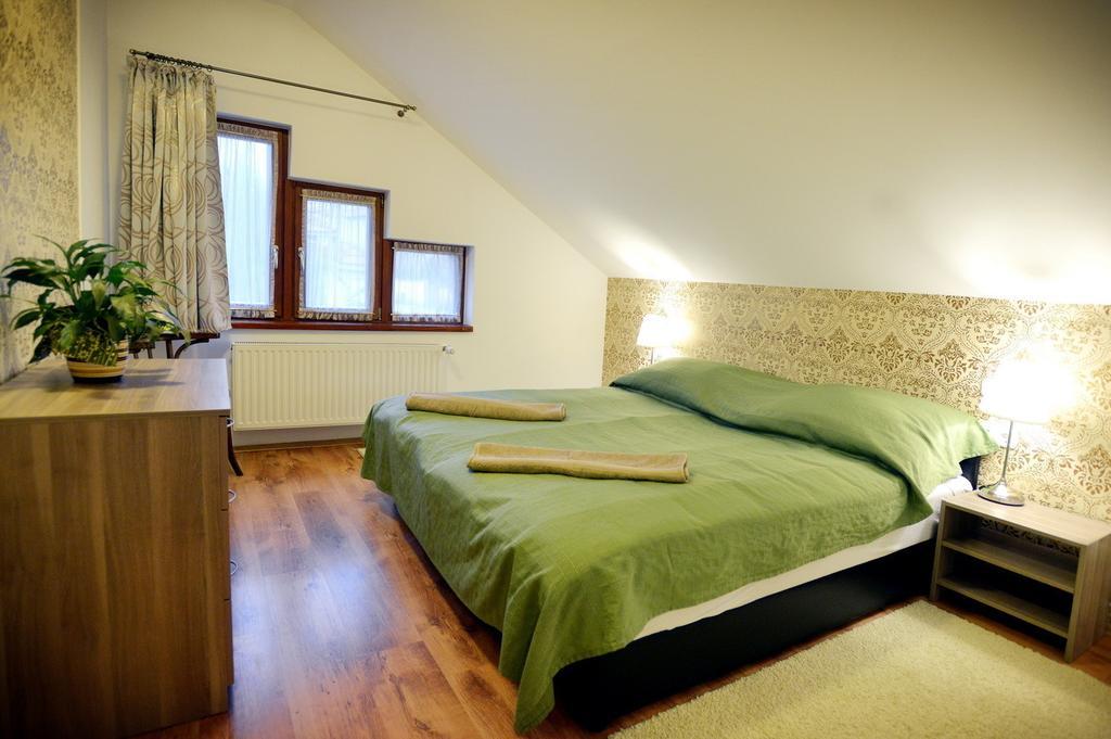 Corner Apartman エゲル 部屋 写真