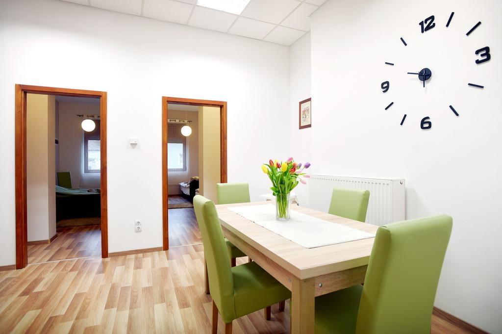 Corner Apartman エゲル 部屋 写真