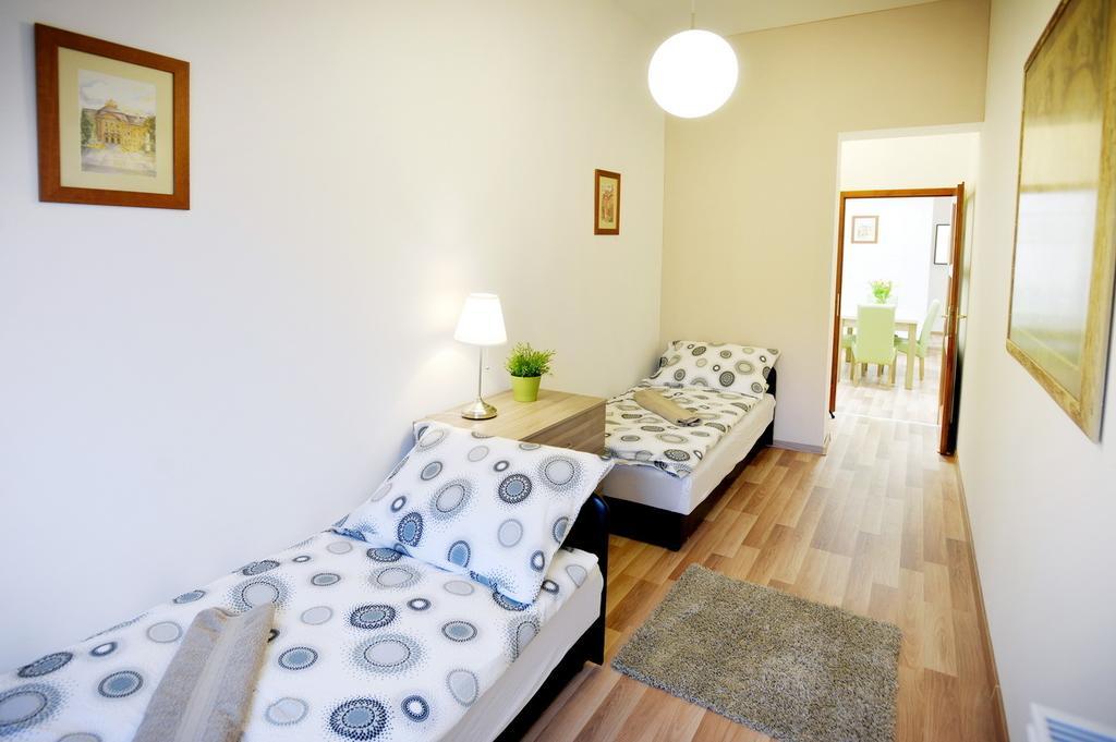 Corner Apartman エゲル 部屋 写真