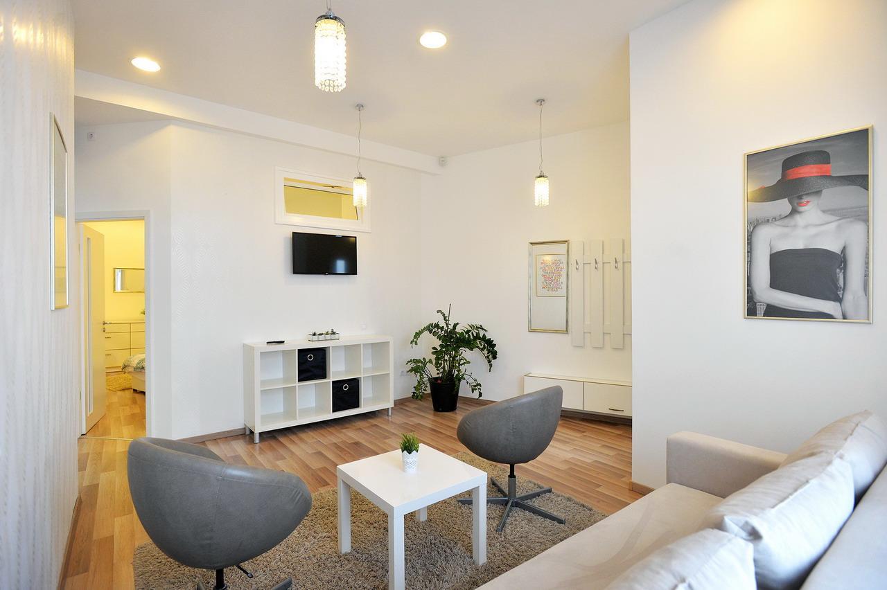 Corner Apartman エゲル エクステリア 写真