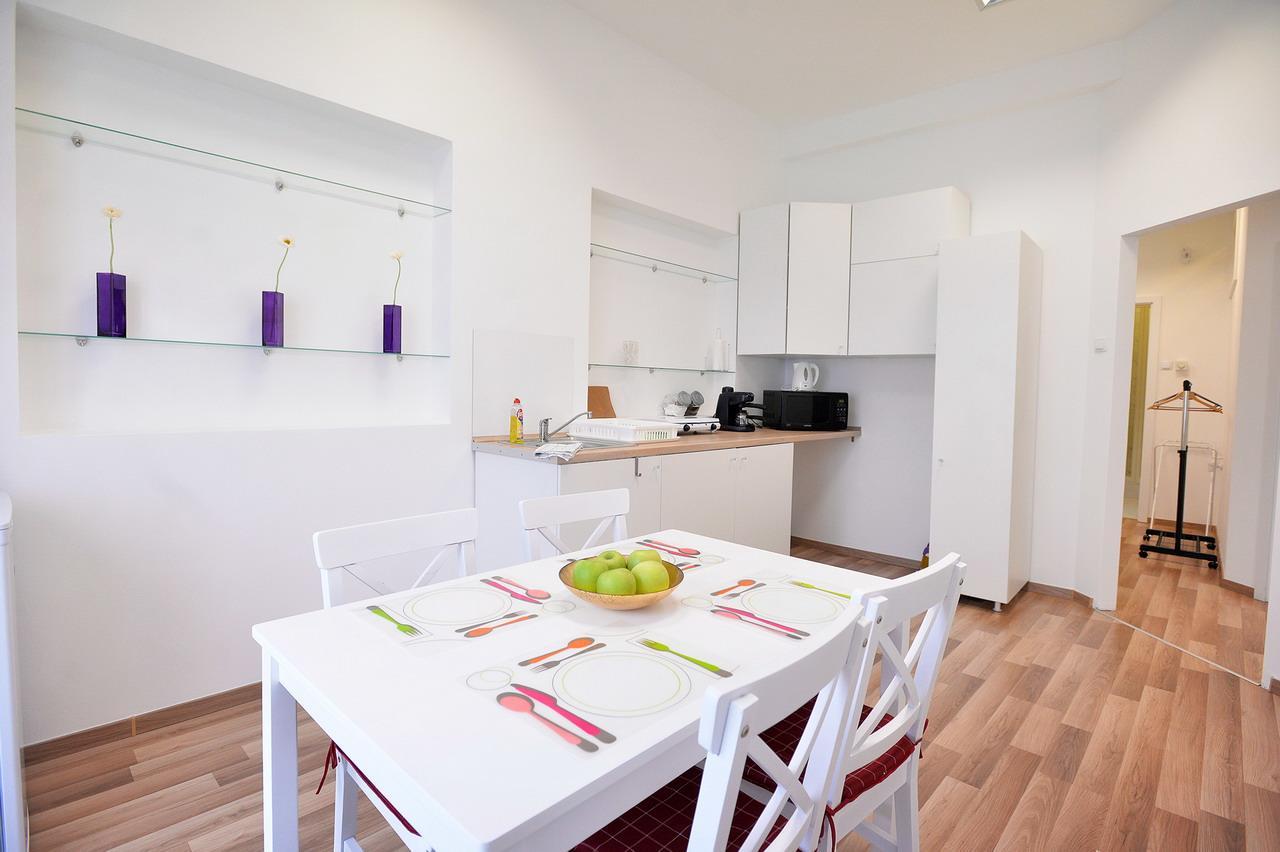 Corner Apartman エゲル エクステリア 写真